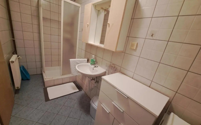 Apartment Leo