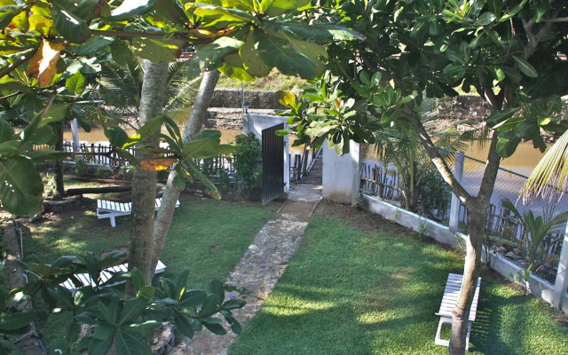 Asanka Surf House