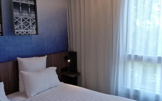 Akena Serris  Val d'Europe