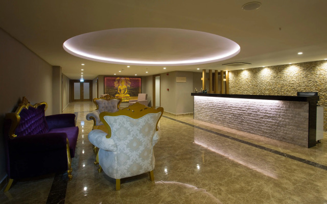 Water Side Resort & Spa