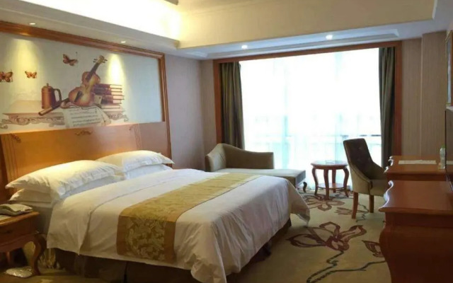 Vienna International Hotel Changsha West Bus Station Branch