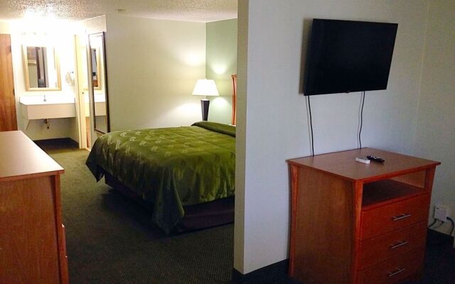 Quality Inn & Suites Metro