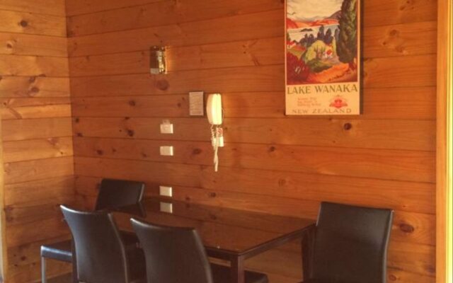 Aspiring Lodge Motel