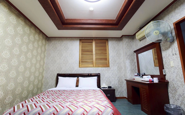 Galleria Hotel