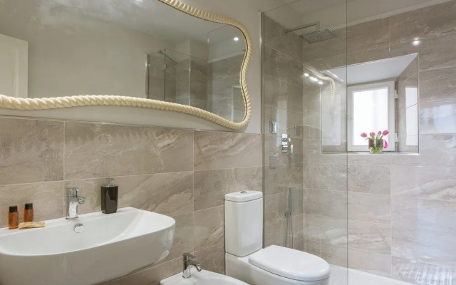 Unique & Stylish Repubblica