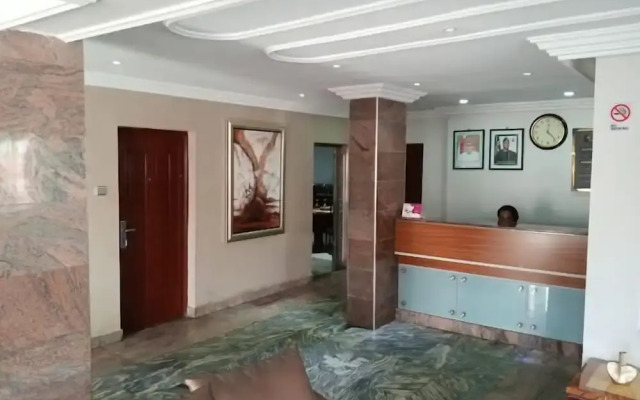 Le Ville Hotel and Suites