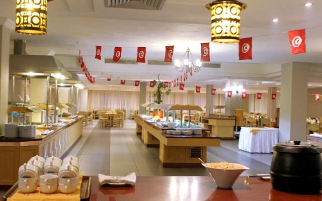 Hotel Tropicana Club & Spa