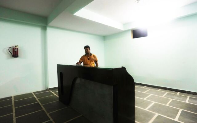 OYO 48551 Hotel Him Jyoti Gurgaon