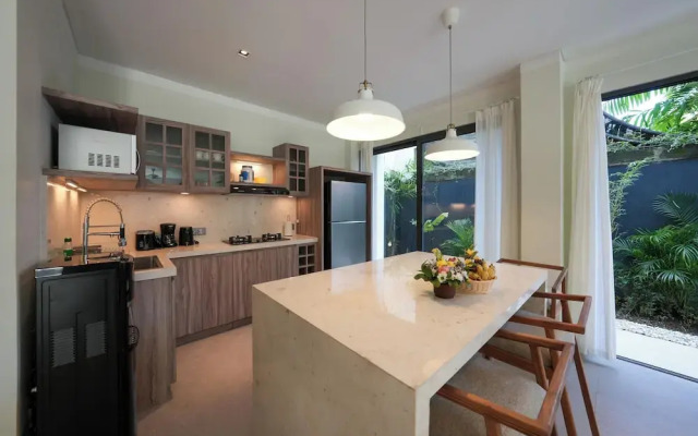 Twin Villas Drupadi 8Br Seminyak