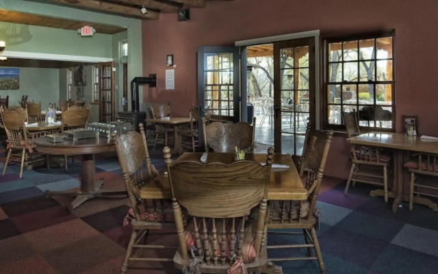 The Abiquiu Inn