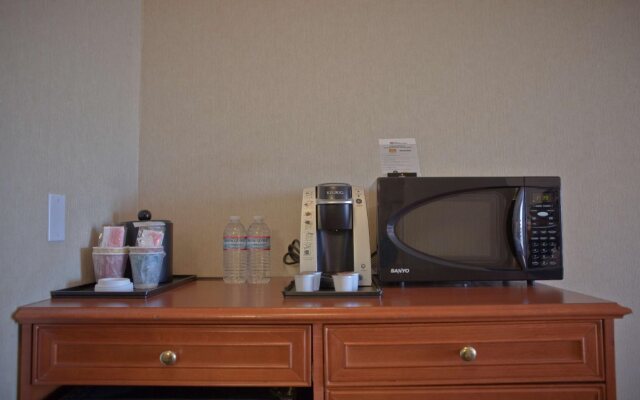 Hilton Garden Inn Albuquerque / Journal Center