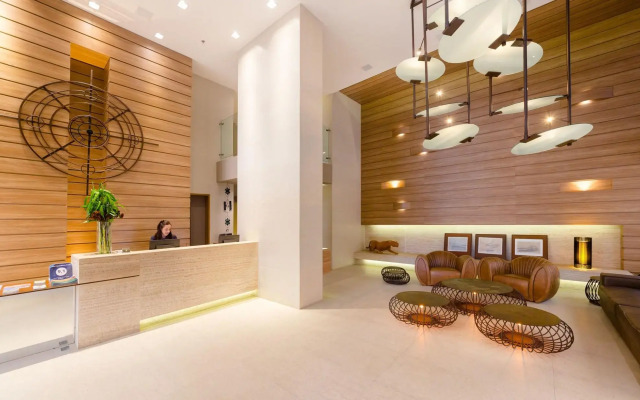 Ritz Copacabana Hotel