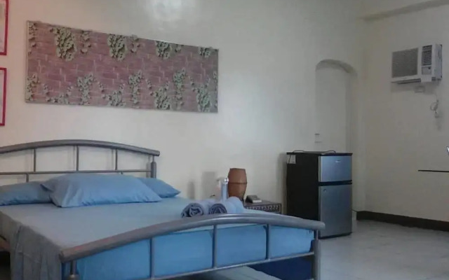 JS3 Studio Apartments - Adults Only