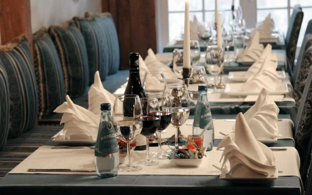 Отель Olevi Residents