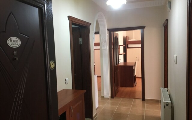 Nazli Apartment