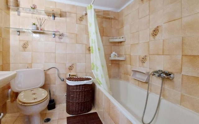 Cholargos a Spacious 2BR apartment