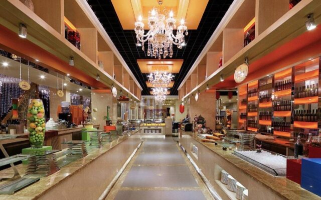 Golden Splendid Hotel Gynn