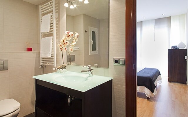 Charming 3BR & sunny Terrace in Eixample - Noname