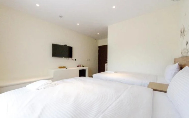 No. 18 Inn
