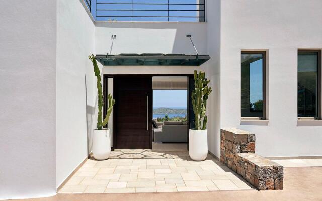 Breathtaking Views 4 Bedroom Villa