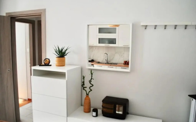 GPK Lux 2BR - 7 min walking to Acropolis