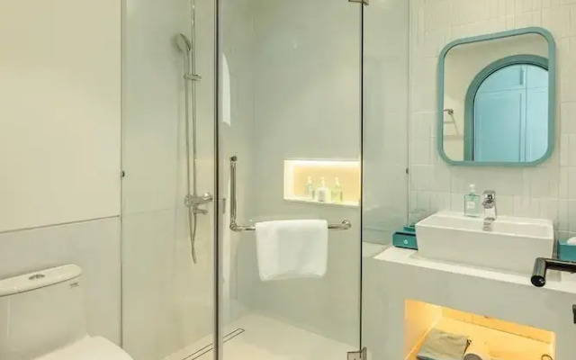 Coastal Living Hotel Phu Quoc
