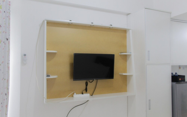 Modern and Clean Studio Apartment at M-Town Residences