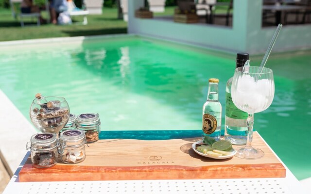 Calacala rooms, restaurant & farm experience