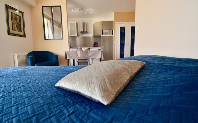 Riviera Standing Appartement La Couronne Premium, vue mer