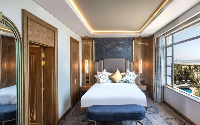 Suncoast Hotel & Towers