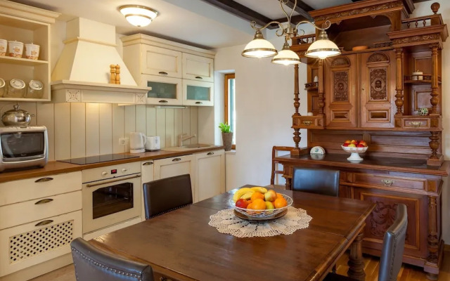 Child-friendly Villa With Private Swimming Pool and sea View in Sumartin, Brac Island