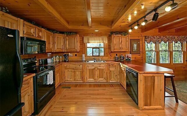 Rise N Shine - 3 Br Cabin