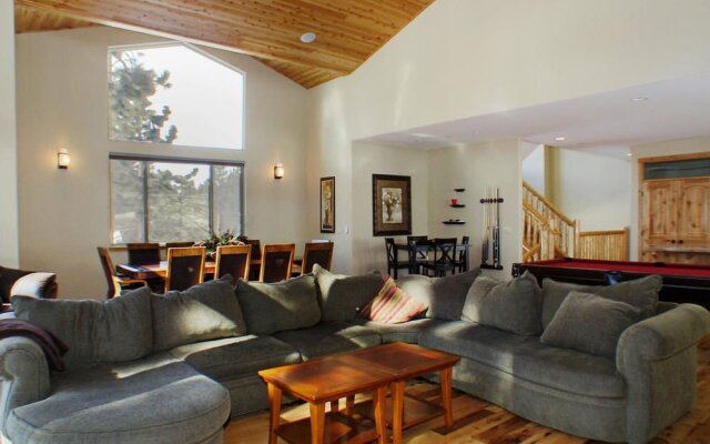 The Pine Tree Lodge