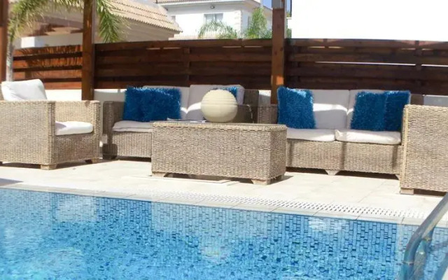 Oceanview Luxury Villa 033