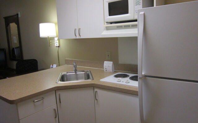 Extended Stay America Select Suites Fayetteville Owen Dr