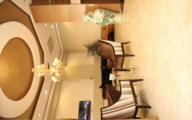 Hotel Way