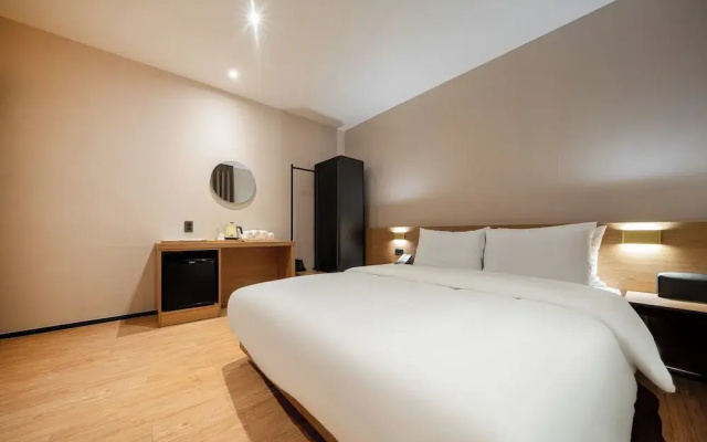 Hotel 23C