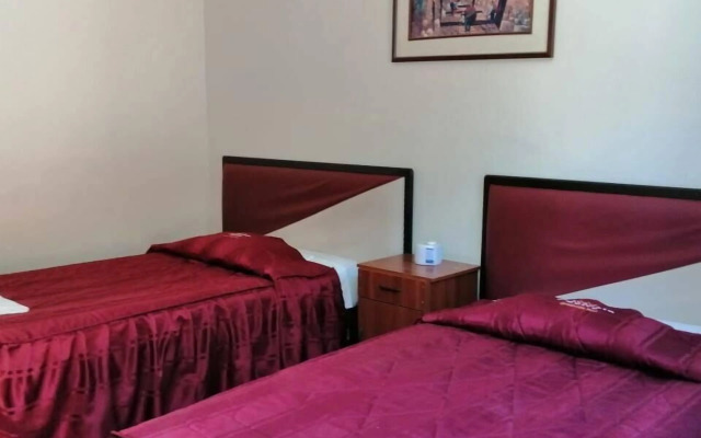 Hostal Characato Suite