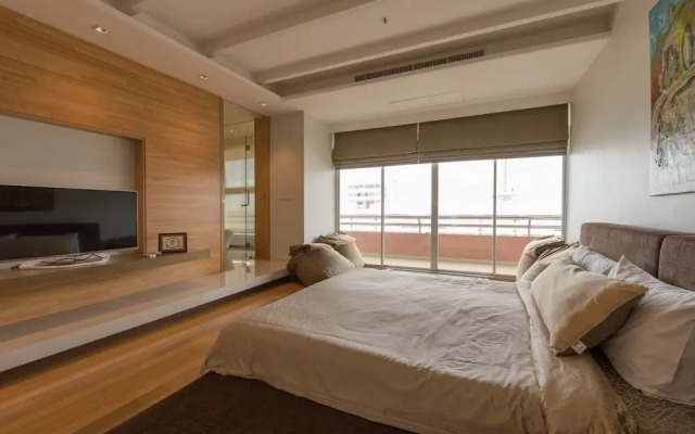Hua Hin luxury Condo By The Ocean