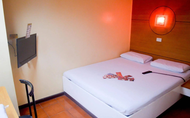 Hotel Sogo Aurora Blvd - Cubao