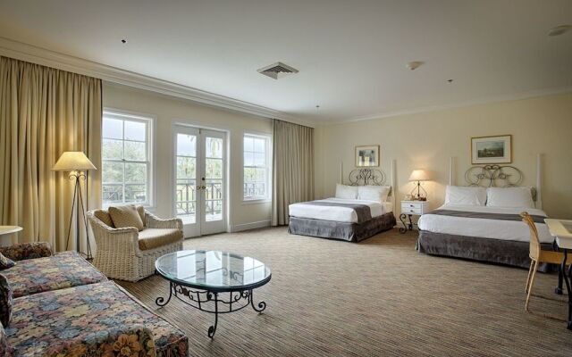 Tampa Palms Country Club