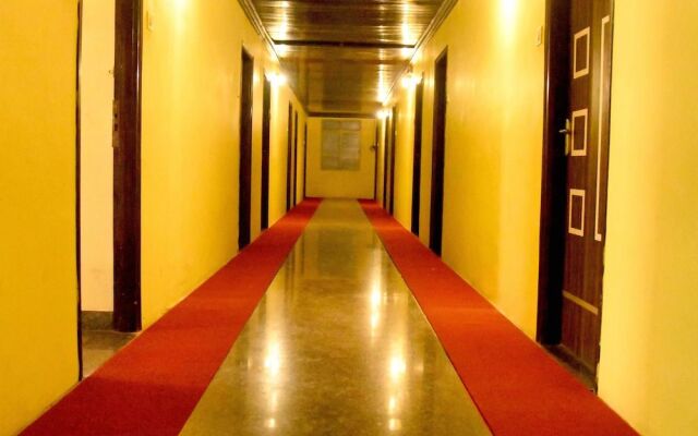 Hotel Kamat Plus