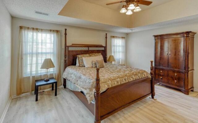 6 Bed Seasoned Family/grad Groups Get Together