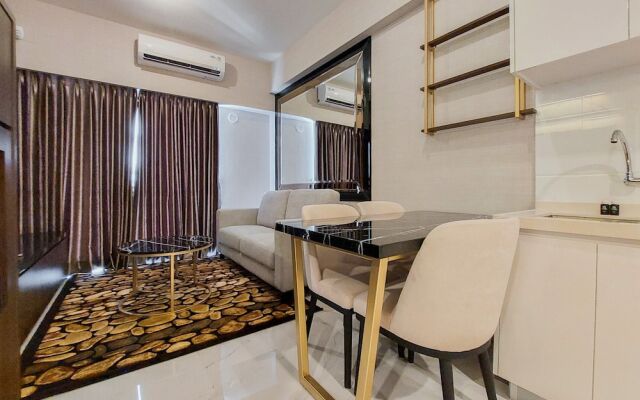 Scenic And Restful 2Br Sky House Bsd Apartment