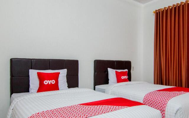OYO 1819 Aries Hotel