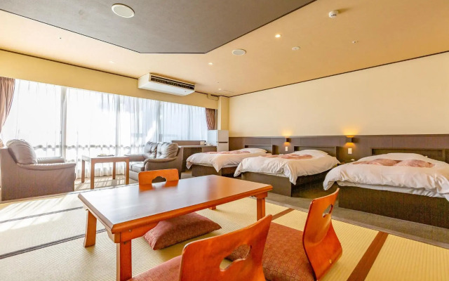 Ooedo Onsen Monogatari Minoh Kankō Hotel