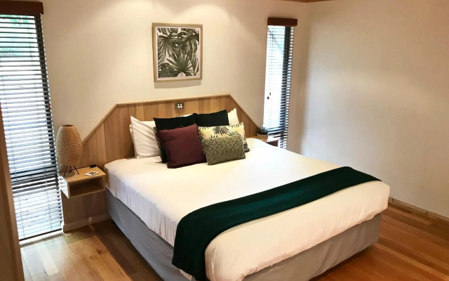Ellensbrook Cottages