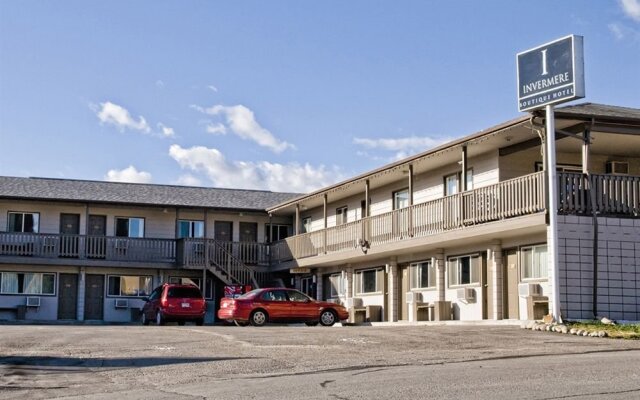 The Canterbury Inn of Downtown Invermere