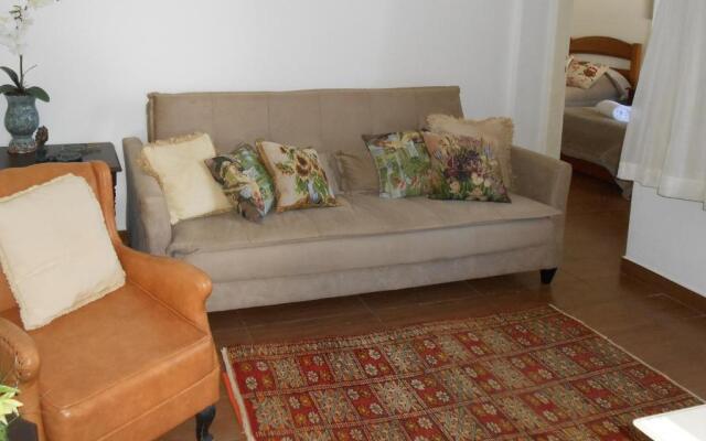 Casa com 2 Quartos em Serra Negra