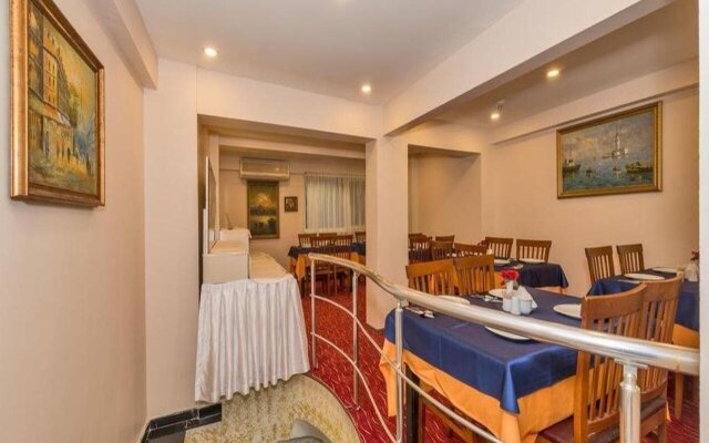 Abam Hotel